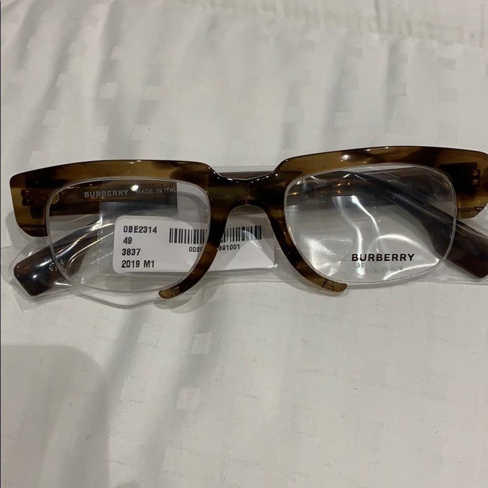 Burberry Optical Eyewear 🔥🔥🔥